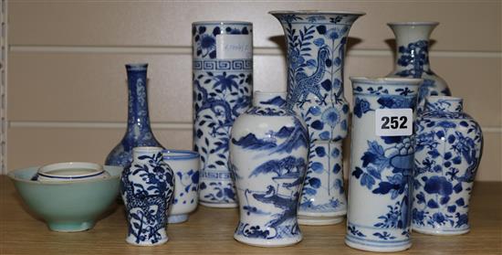 A group of Chinese blue & white vases and 2 other items